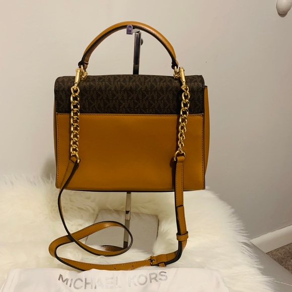 Brand New MK crossbody bag - Picture 9 of 9